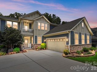 561 Sandbar Point, Lake Wylie, SC 29710