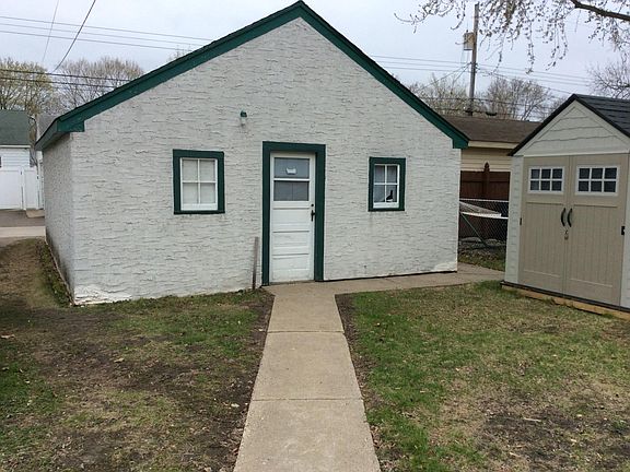 4th image of 409 7th Ave S #2