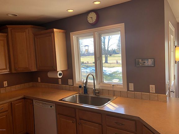 5th image of 3536 Sunrise Ln NW