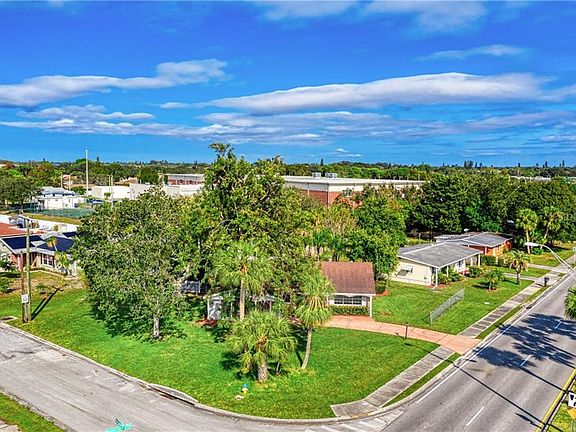 5th image of 2903 Bayshore Gardens Pkwy