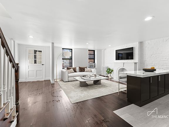 3rd image of 74 Ryerson St