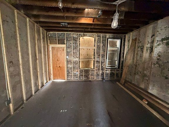 2nd image of 10736 S Langley Ave