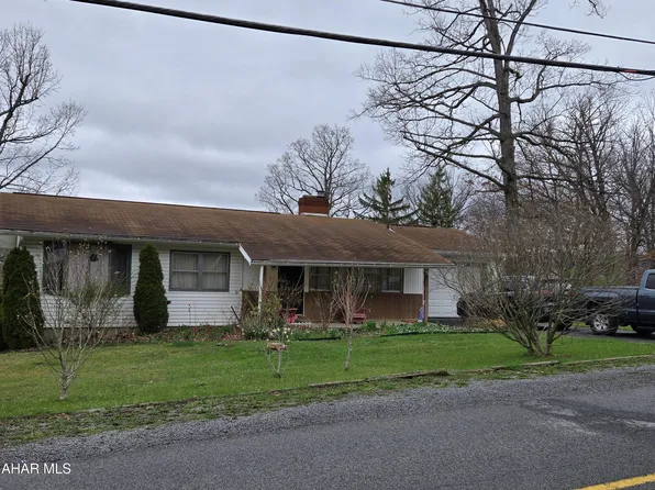 2101 Hixton Rd, Duncansville, PA 16635