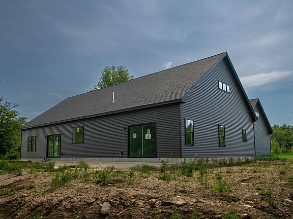 5th image of 40 Smiling Acres Drive