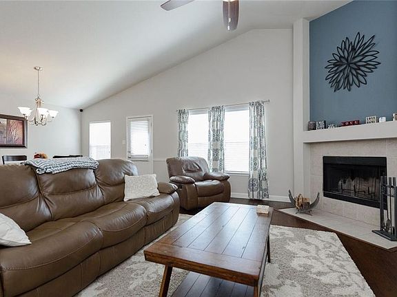 5th image of 6020 Photinia Ave