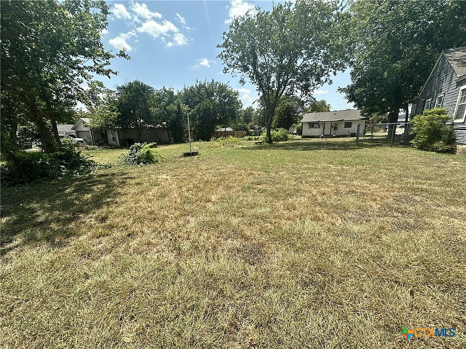 1st image of 1306 S 47th St