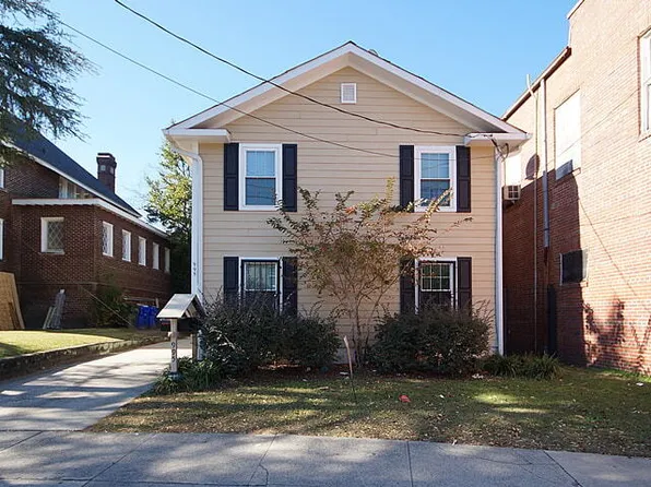 995 King St APT B, Charleston, SC 29403