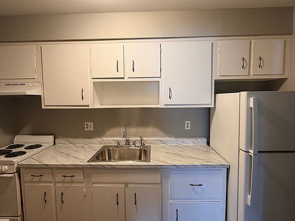 2nd image of 156 Bull Hill Ln #2-9