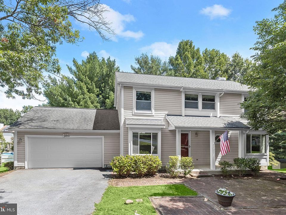 1st image of 8209 Mossy Stone Ct