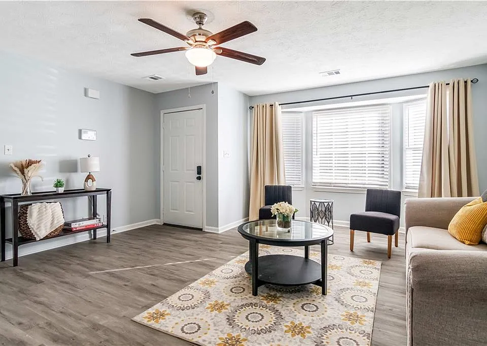 145 Mountain View Cir