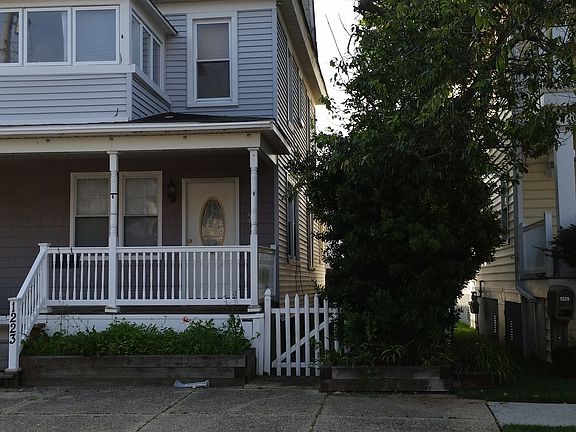 2nd image of 1223 Pleasure Ave #23