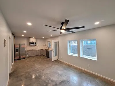864 Vera St SE #A — Photo 6