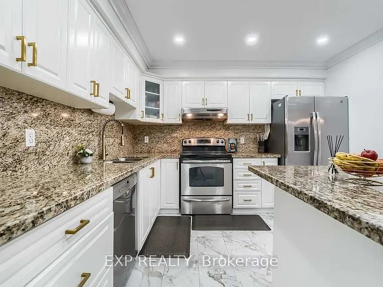 6261 Prairie Cir #MAIN UPPER FLOOR — Photo 4