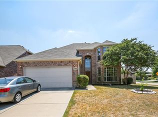 2800 Maple Creek Dr, Fort Worth, TX 76177