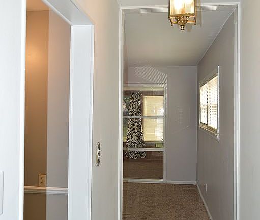 5th image of 20473 Lancaster St