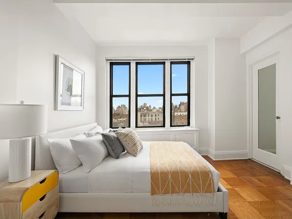 225 Central Park W APT 919, New York, NY 10024