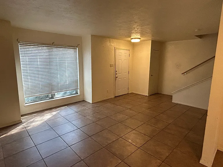 246 Rolling Hills Pl #1 — Photo 12