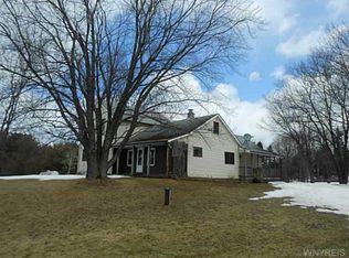 11354 Brown Schoolhouse Rd, Freedom, NY 14065