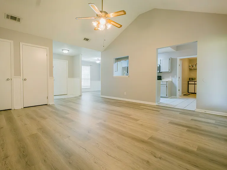 655 Osprey Dr — Photo 11