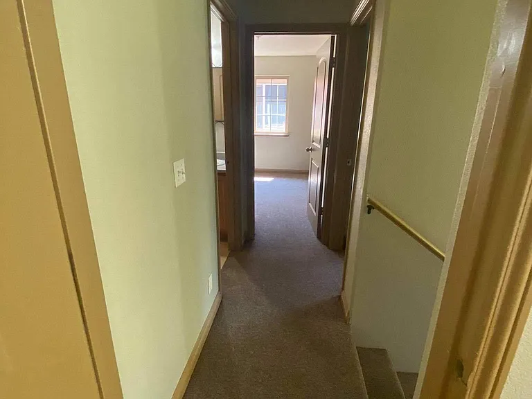 819 H St #13 — Photo 11