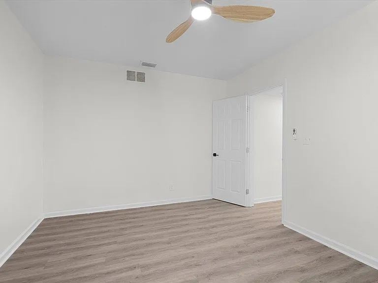 400 Talaflo St — Photo 37