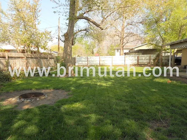 1561 E Delaware Ln — Photo 26