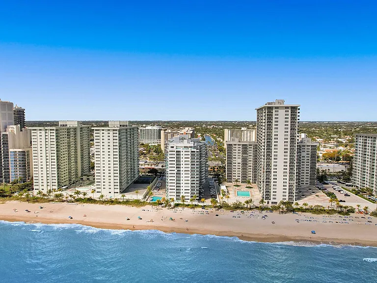 3430 Galt Ocean Dr #304 — Photo 48