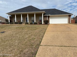 241 Callaway Cir, Byram, MS 39272