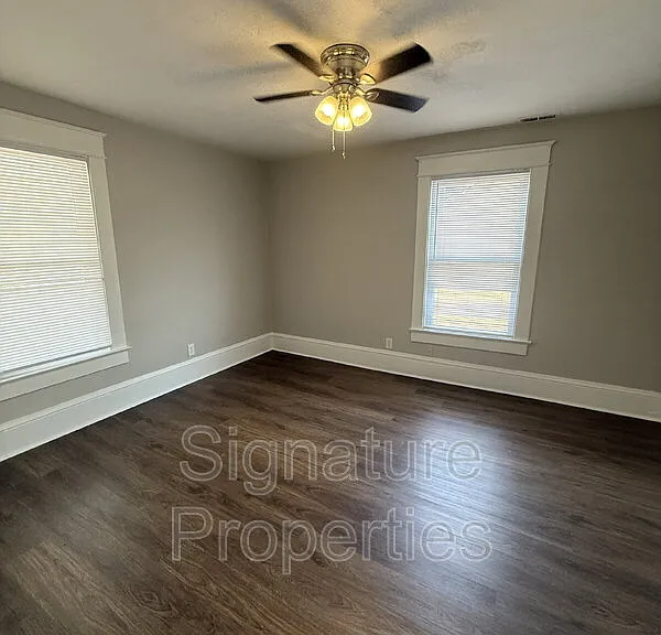 180 W Balview Ave #B — Photo 7