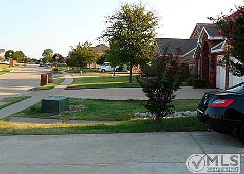 4th image of 1133 Nickerson Ln