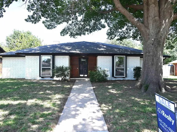 4821 Royal Oak St, Wichita Falls, TX 76308