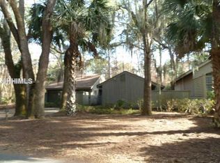 1 Oak Ct, Hilton Head Island, SC 29928
