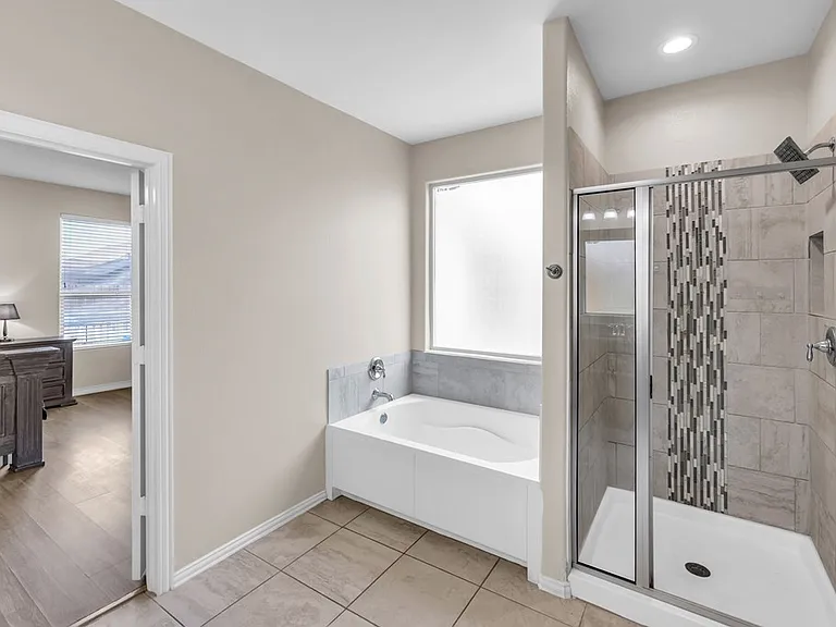 2313 Sky View Rd — Photo 22