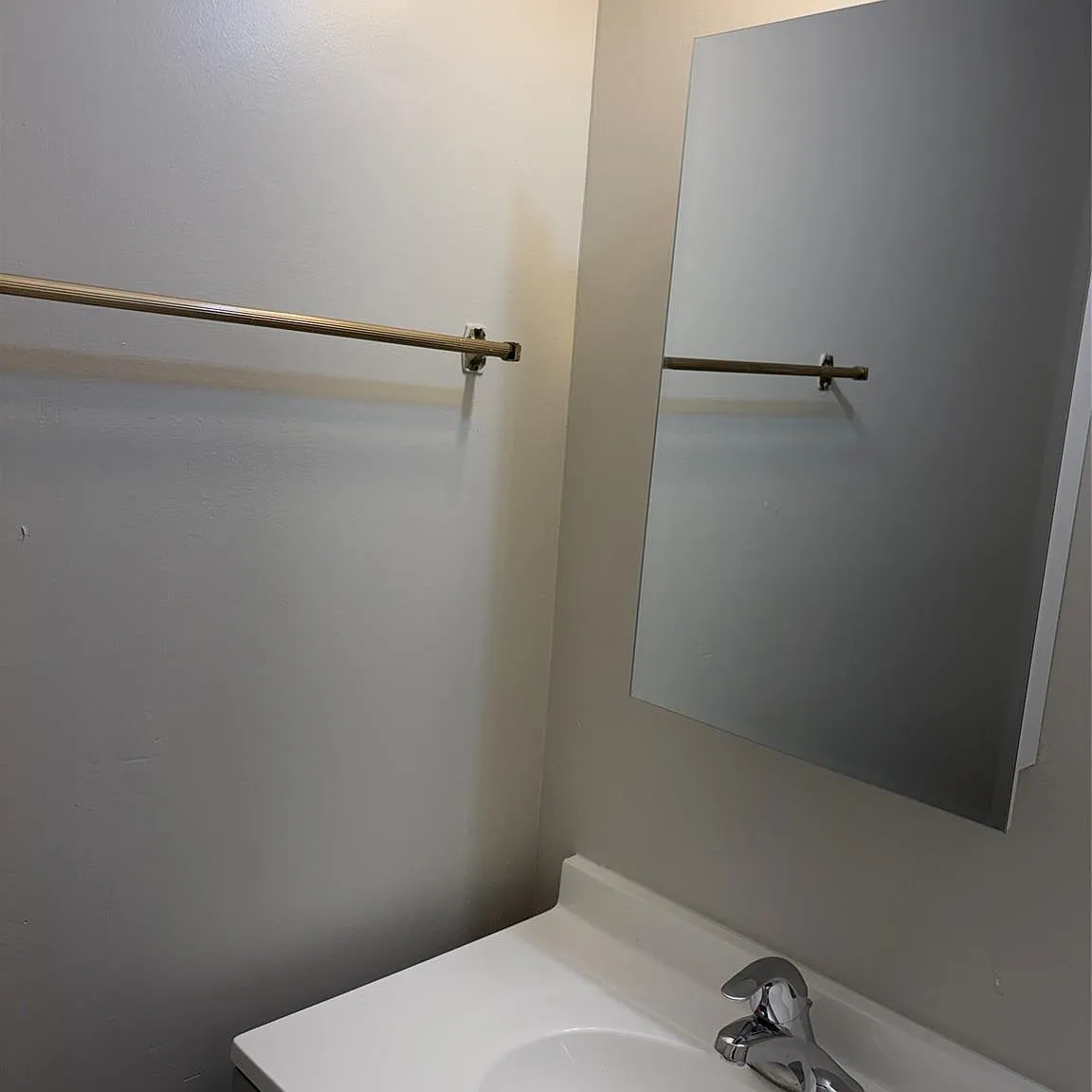 2 bed, 1.5 bath, $1,600 — Photo 3