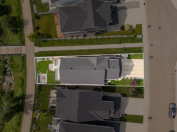 2nd image of 53 Ainsley Way