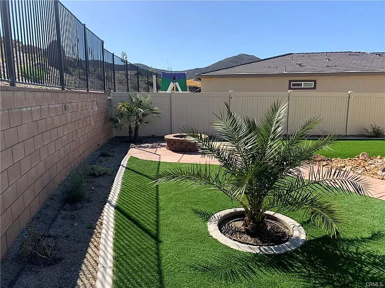 27450 Tyrrhenian Dr — Photo 33