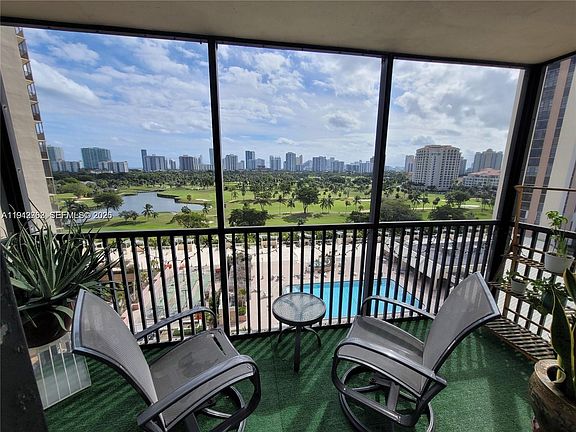 4th image of 20301 W Country Club Dr APT 1124