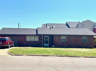 212 Texas St, Weatherford, OK 73096