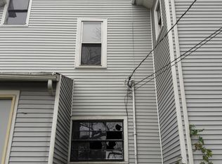 443 S Indiana Ave, Kankakee, IL 60901