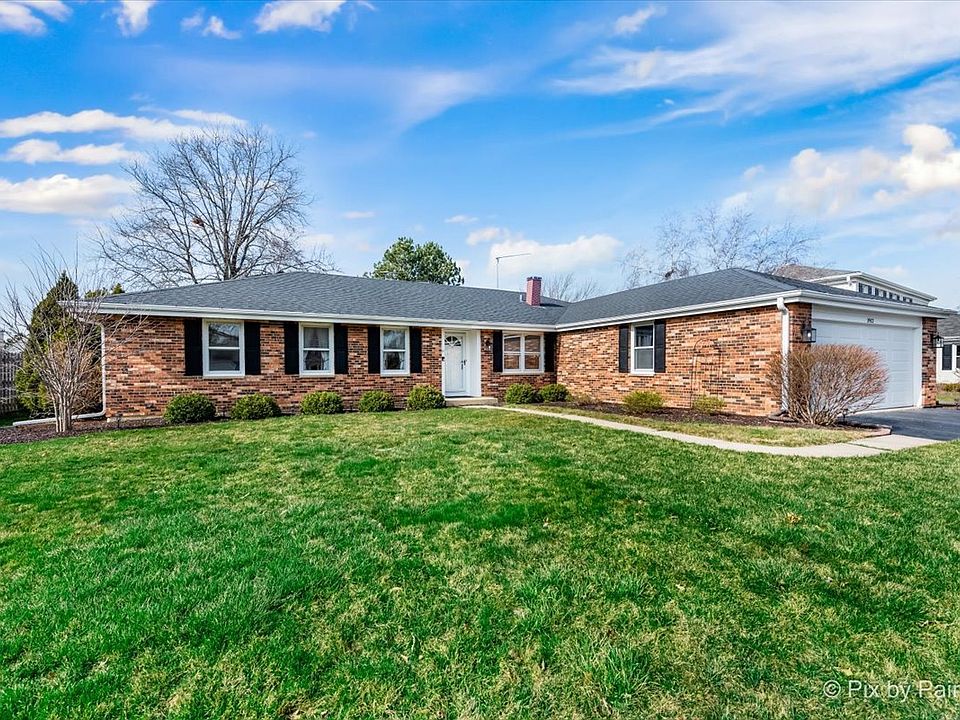 1st image of 1912 Manor Ln