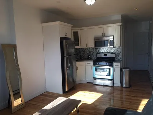 Rented by Home Solutions Real Estate Group | media 27