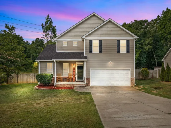 537 Tucks Ct, Sanford, NC 27330