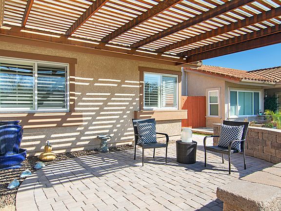 4th image of 9469 Calle Del Lago