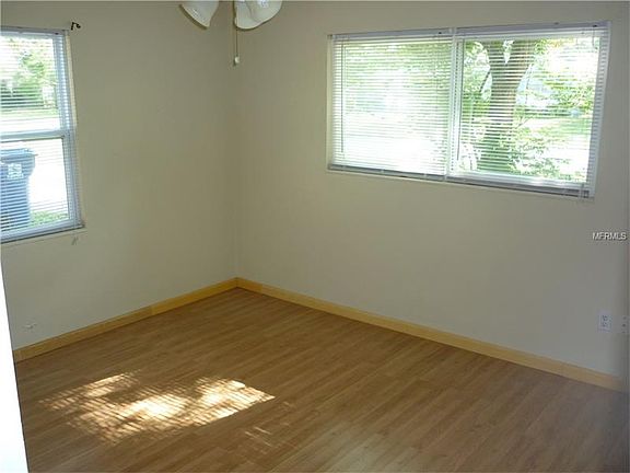 4th image of 7248 15th St N