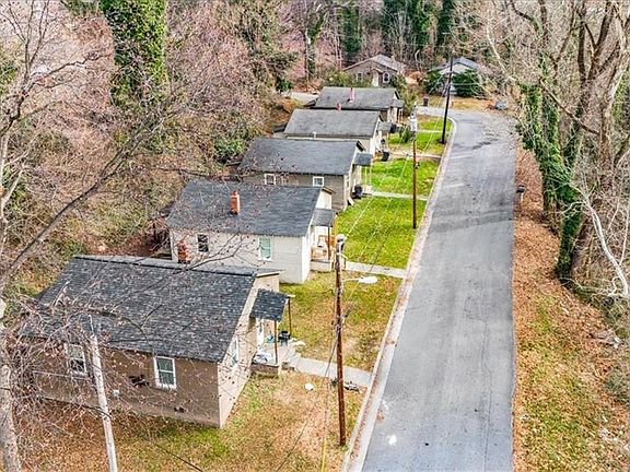 4th image of 309 Leary Cir