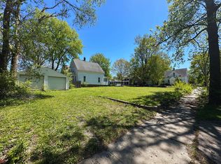 212 W Charles St, Champaign, IL 61820