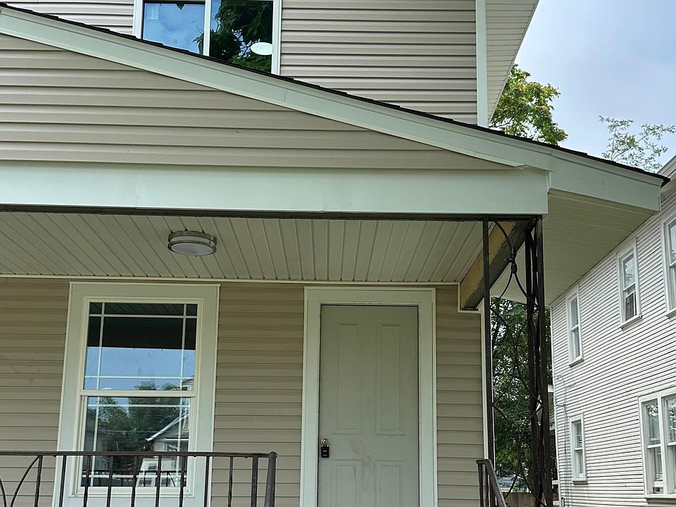 1st image of 1131 20th Ave #1