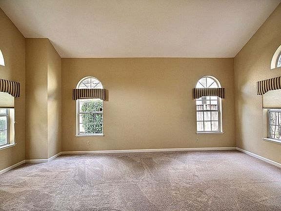 3rd image of 1515 Majorca Dr