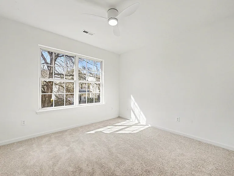 12010 Royal Castle Ct — Photo 23