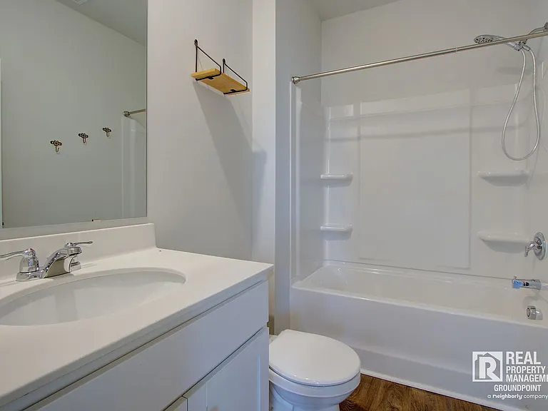 113 Hillsford Ln — Photo 11
